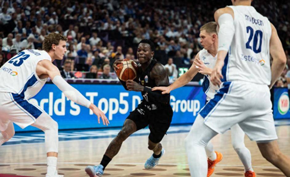 开云体育-关于德国男篮爆冷加拿大男篮，麦科勒姆统治全场的信息