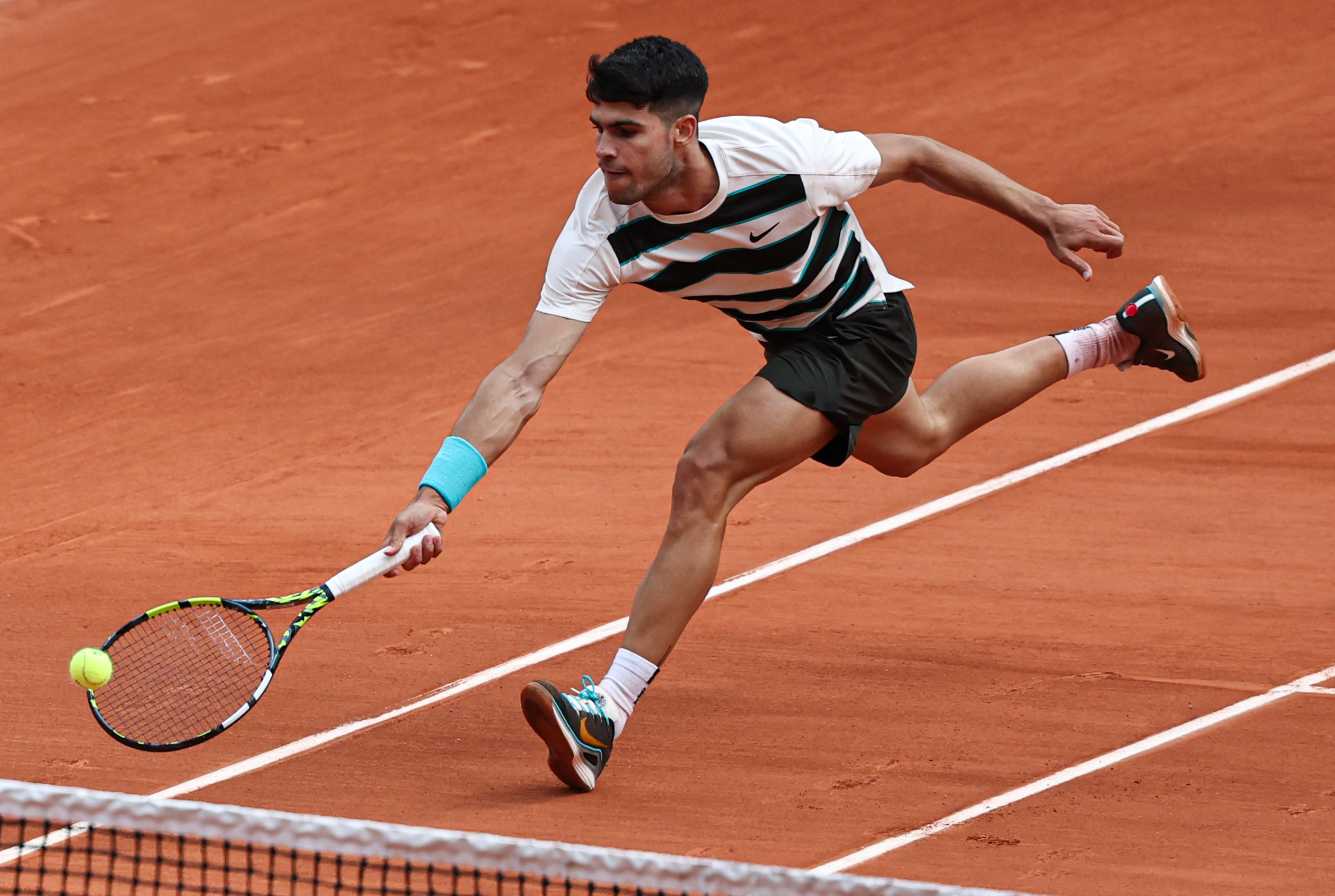 开云体育官方网站-澳大利亚网球队碾压意大利网球队，阿尔卡拉斯高光表现