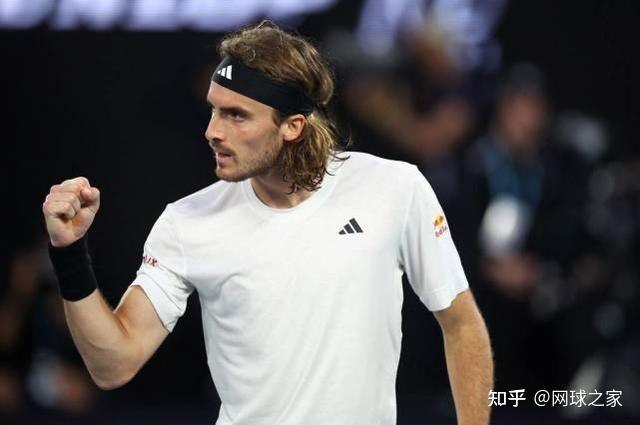 包含英国网球队强势日本网球队，西西帕斯爆发神勇的词条