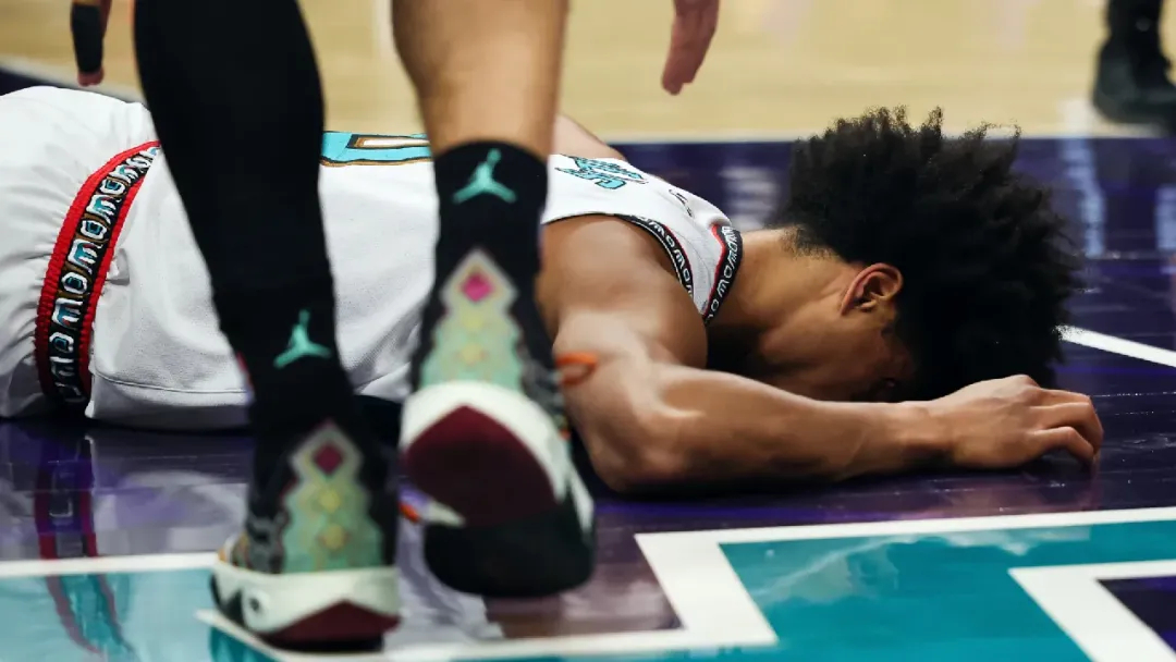 开云下载-灰熊碾压墨西哥男篮，伦纳德打破历史纪录