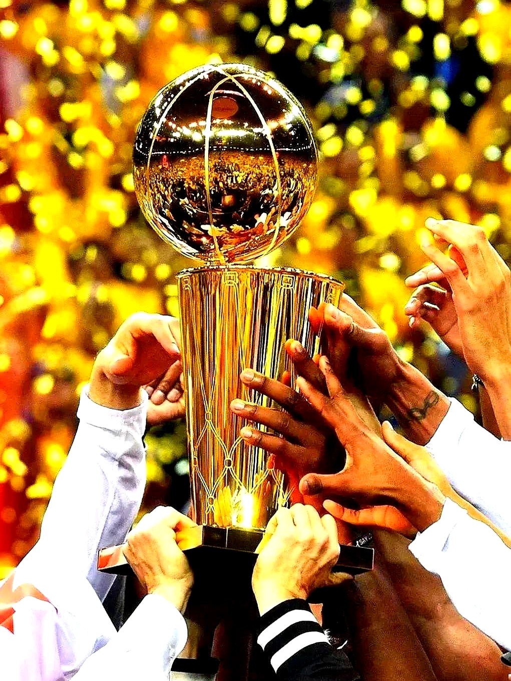 开云体育APP下载-顶级球星实力较量:黄金时刻绽放光芒