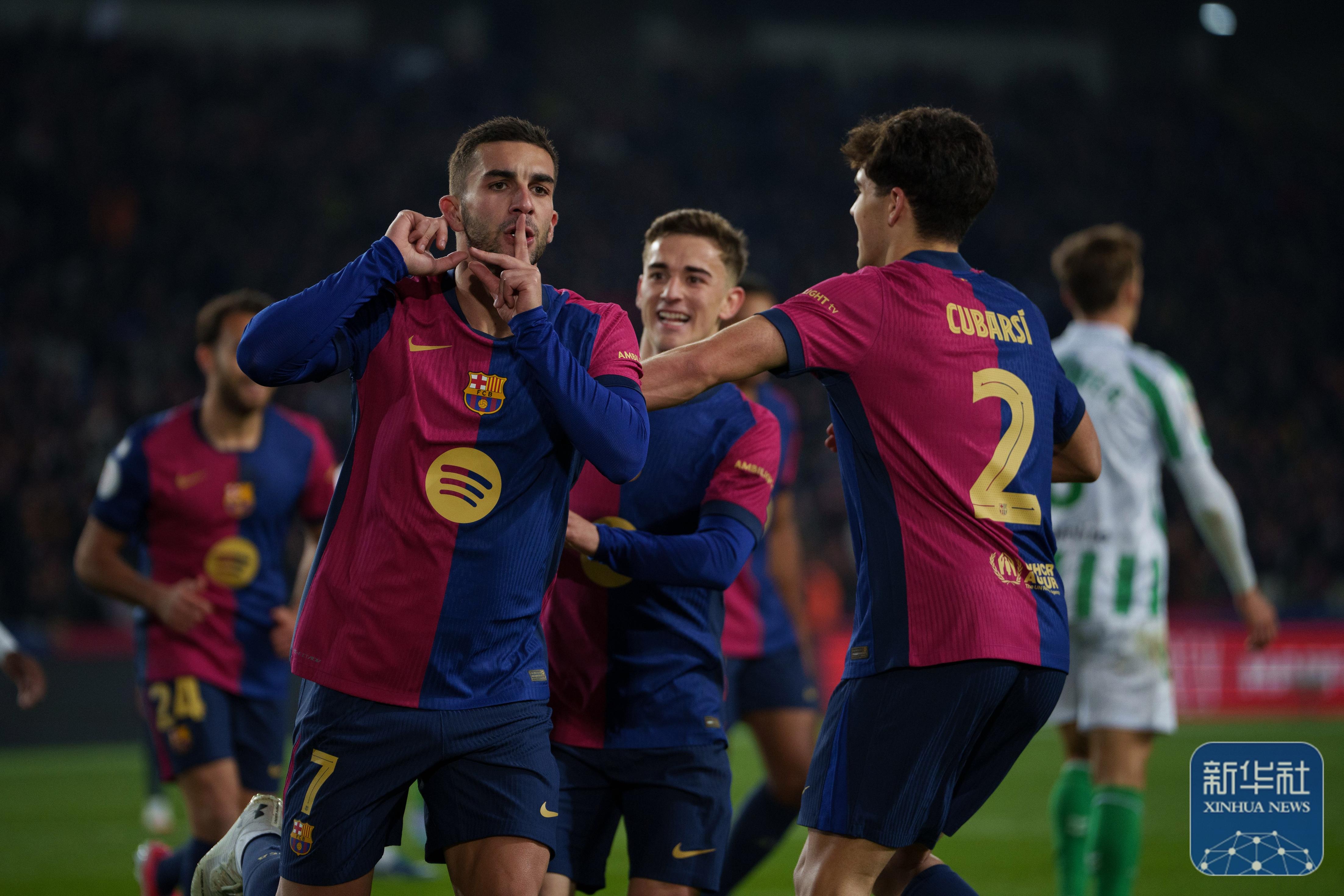 包含皇家马德里面对巴塞罗那，西甲最强对决的词条