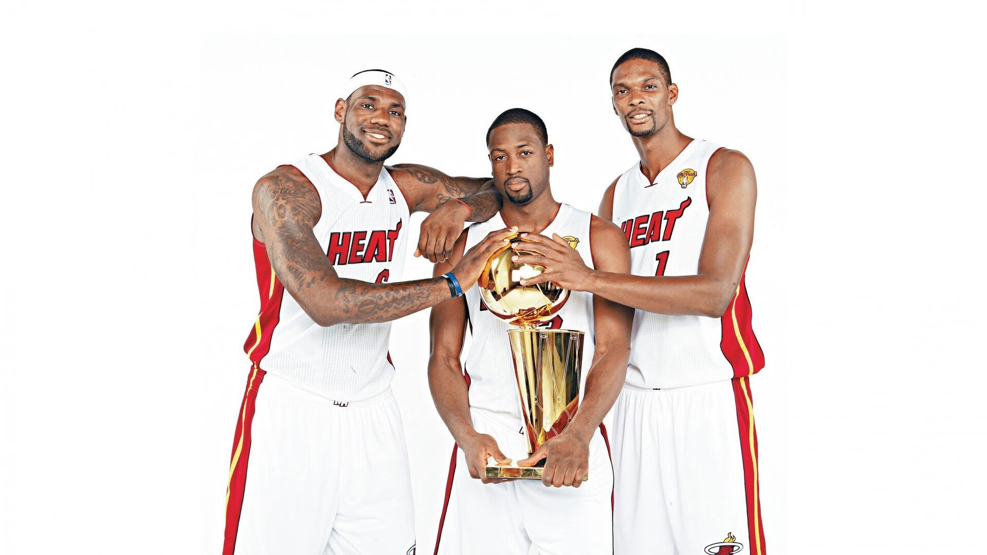 开云体育中国-铁血与桑巴的冰火碰撞，巴萨式险胜背后的战术博弈与若日尼奥的领袖崛起